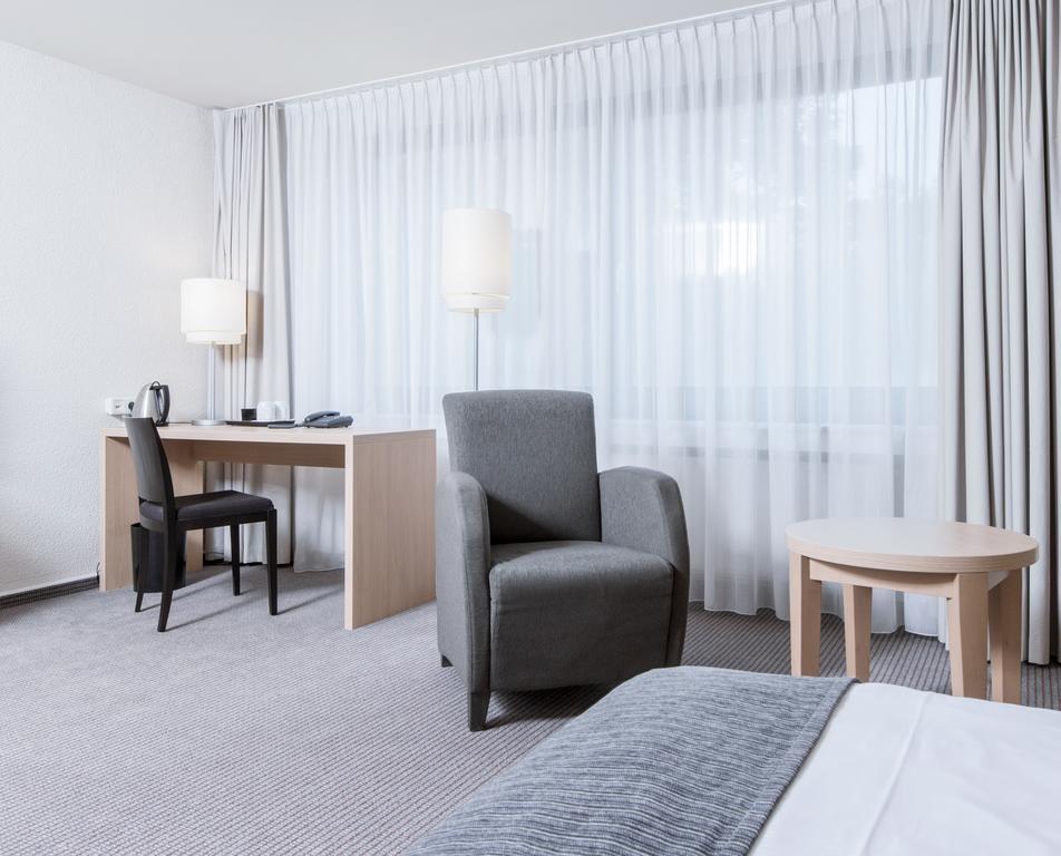 Mercure Hotel Duesseldorf Neuss Chambre photo